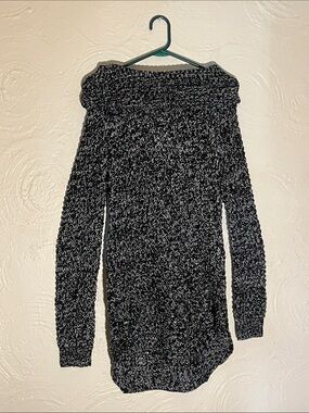 Rue21 Black and White Marled Off-Shoulder Sweater